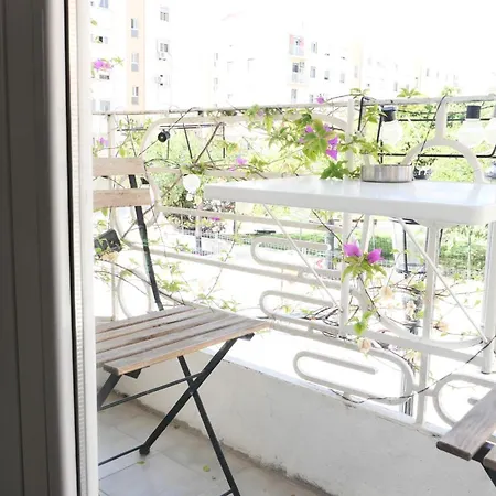 Balcony Work شقة *